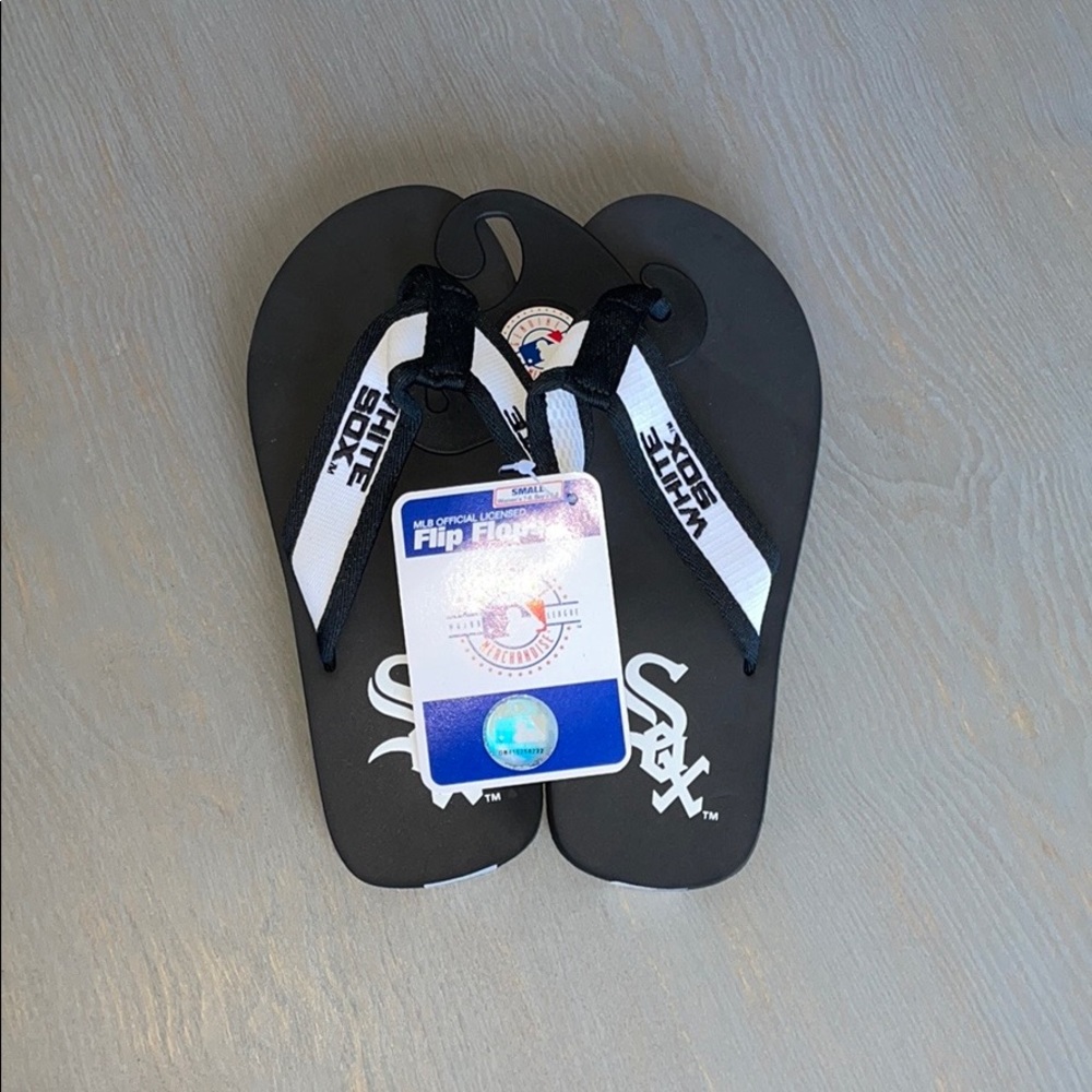 MLB Chicago White Sox Baseball Flip Flop Sandals